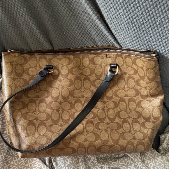 Coach Tan and Black Signature Tote - Picture 6 of 6